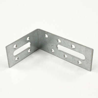 Qualität  Rust Resistant Galvanized Angle Brackets For Building Installation usine